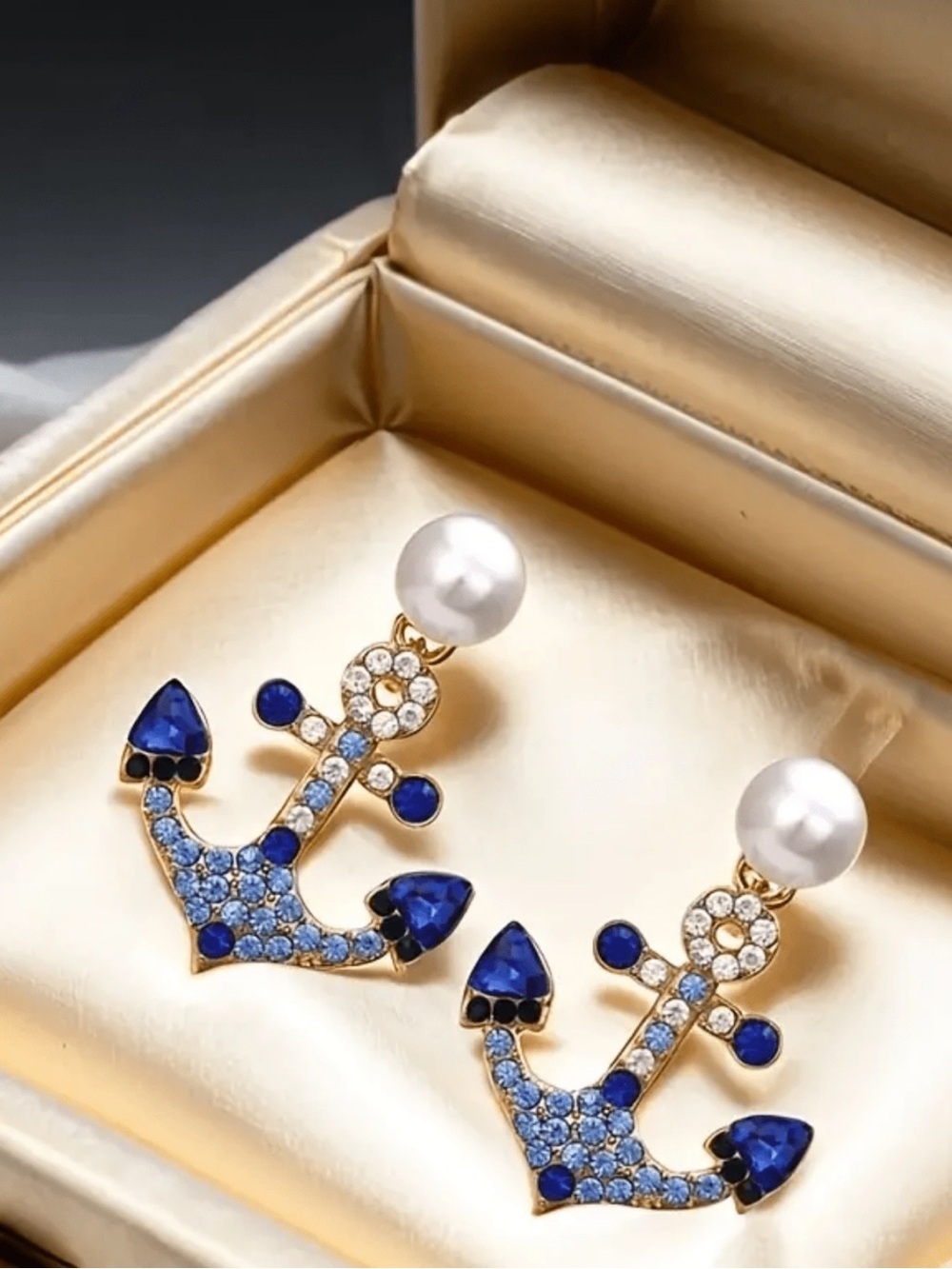 Monaco Riviera Anchor Pearl Earrings